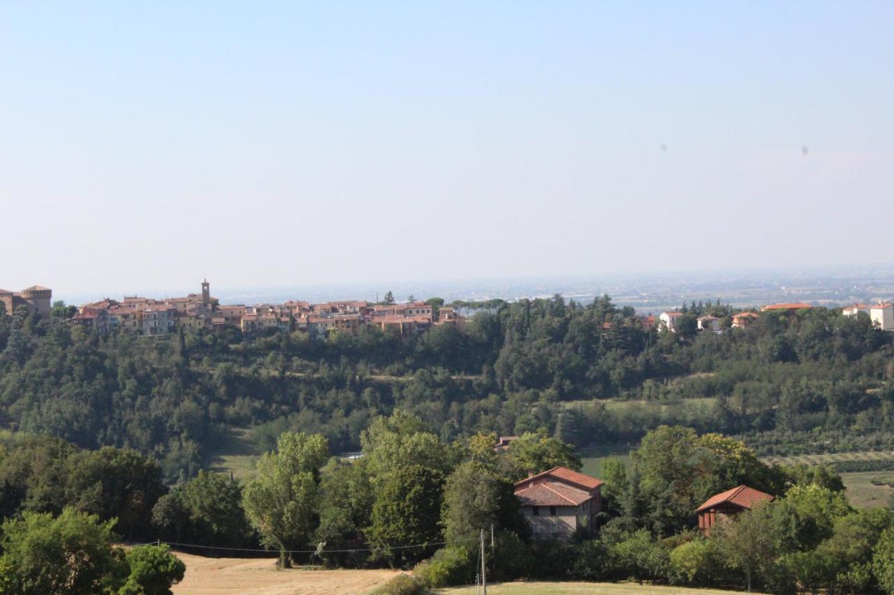 La Di Montecatone Hotel